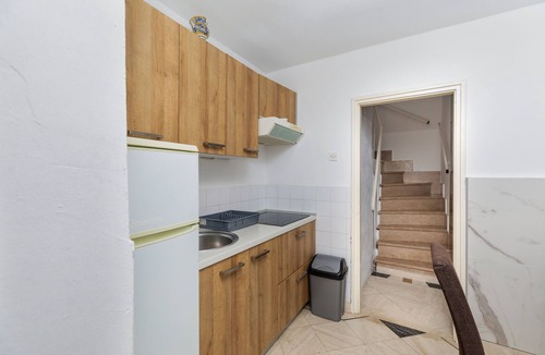 Brela Apartment | Two bedroom apartment with balcony and sea view Brela, Makarska (A-22910-b)