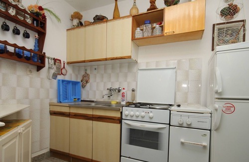 Komiza Apartment | Two bedroom apartment with terrace Komiža, Vis (A-8926-a)