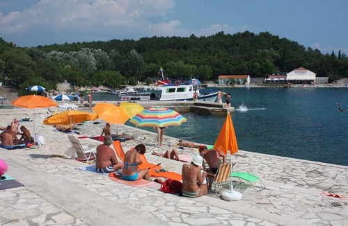 Selce Apartment | Two bedroom apartment with balcony and sea view Selce, Crikvenica (A-18844-a)