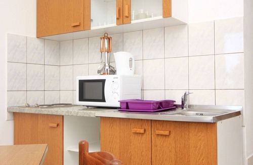 Trpanj Apartment | Two bedroom apartment with terrace and sea view Trpanj, Pelješac (A-10083-c)