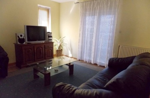 Vrbnik Apartment | Two bedroom apartment with terrace and sea view Vrbnik, Krk (A-429-a)