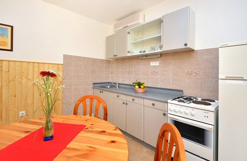 Blato Apartment | Two bedroom apartment with terrace and sea view Gršćica, Korčula (A-132-a)