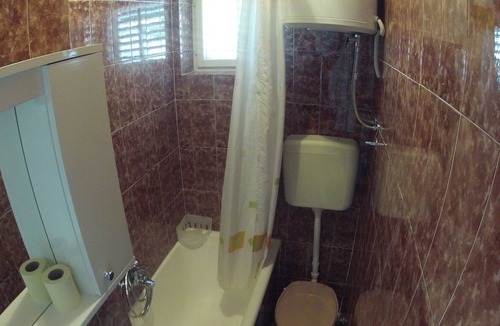Island Hvar Apartment | Two bedroom apartment with air-conditioning Jelsa, Hvar (A-196-d)
