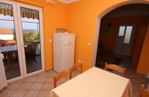 Mandre Apartment | Two bedroom apartment with terrace and sea view Mandre, Pag (A-6416-a)