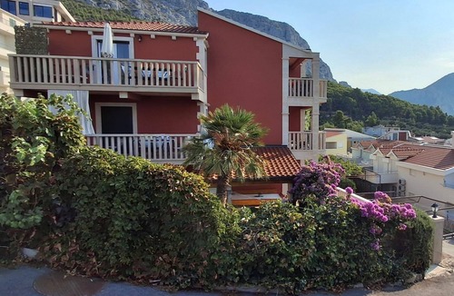 Duce Apartment | Two bedroom apartment with terrace and sea view Duće, Omiš (A-23509-a)