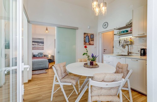 Mimice Apartment | Two Bedroom Apartment with Terrace and Sea View