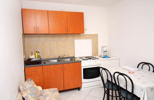 Tijesno Apartment | Two bedroom apartment with terrace and sea view Tisno, Murter (A-5086-b)