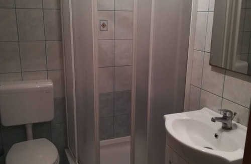 Zrce Apartment | Two bedroom apartment with terrace Novalja, Pag (A-17973-a)