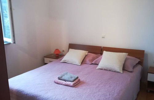 Zrce Apartment | Two bedroom apartment with terrace Novalja, Pag (A-17973-a)
