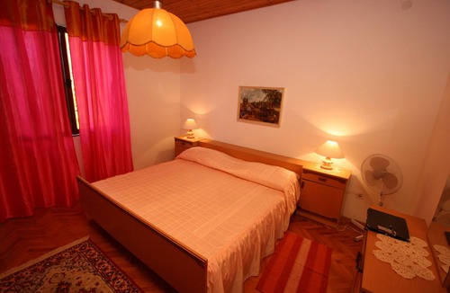 Pag Apartment | Two bedroom apartment with terrace and sea view Pag (A-6411-b)