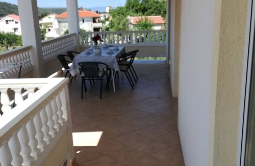 Kampor Apartment | Two bedroom apartment with terrace Kampor, Rab (A-14897-a)