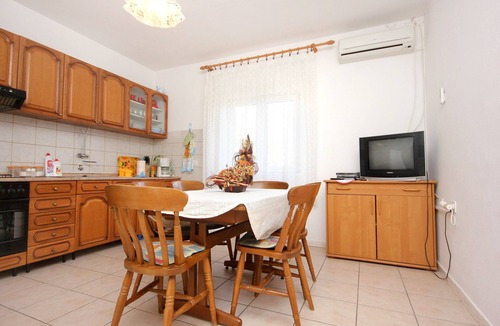 Island Dugi Otok Apartment | Two bedroom apartment with terrace and sea view Sali, Dugi otok (A-883-a)