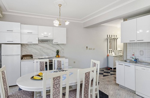 Kraj Apartment | Two bedroom apartment with a swimming pool by the beach Kraj, Pašman (A-334-b)