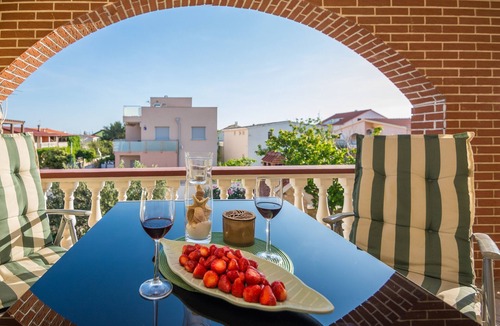 Vir Apartment | Two bedroom apartment with terrace Vir (A-20354-a)