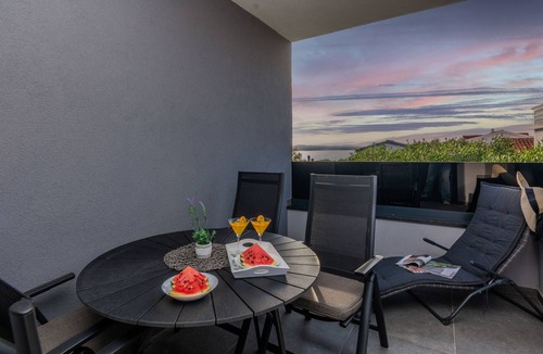 Vir Apartment | Two bedroom apartment with balcony and sea view Vir (A-23385-b)