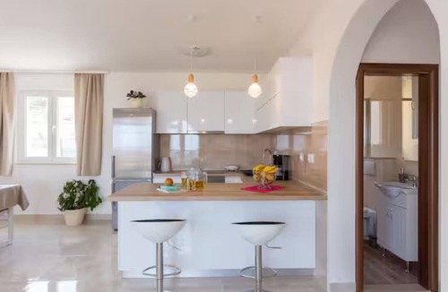 Zupa dubrovacka House | Two Bedroom Holiday Home with Terrace and Sea View