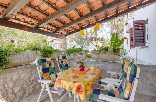 Artatore Apartment | Two-room apartment Simpatico located in the village of Artatore.