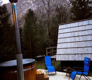 Kamnik Cabin | U KONC