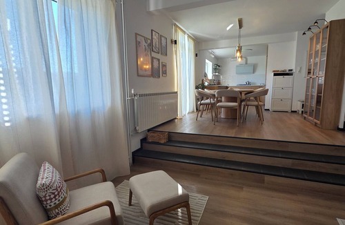 Zagreb House | Unique Antistress Oasis Villa Maximiliana with Hot Tub