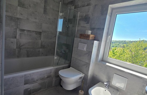 Zagreb House | Unique Antistress Oasis Villa Maximiliana with Hot Tub