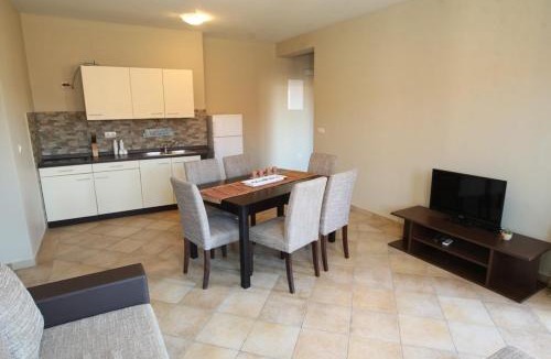 Vrsi Apartment | Utković Beachfront Apartments