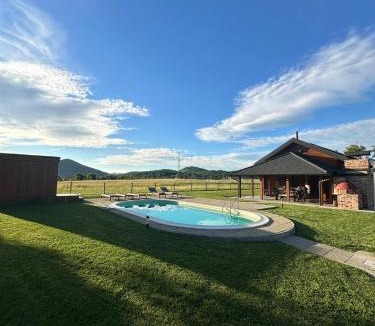 Otocac House | V's place - wooden house with heated pool and outdoor sauna