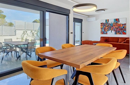 Splitska House | Vacation home Aloa I by Interhome