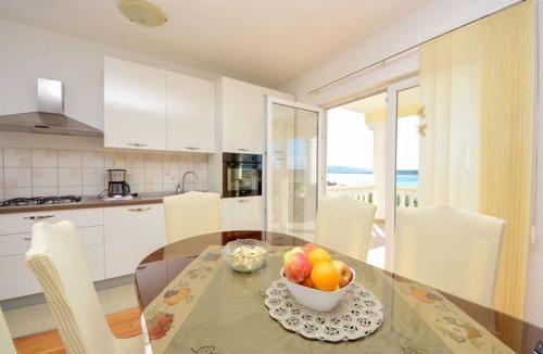 Jasenice House | Vacation home Ana by Interhome
