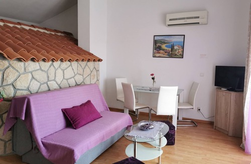 Klanfari Apartment | Vacation home Apartment in Croatia with sea view - AP2