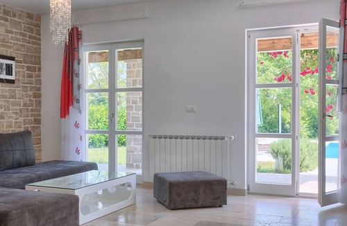 Belavici House | Vacation home Bella by Interhome