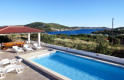 Rogoznica House | Vacation home Pinea by Interhome
