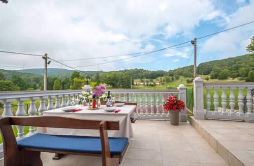 Krivi Put House | Vacation home Nada by Interhome