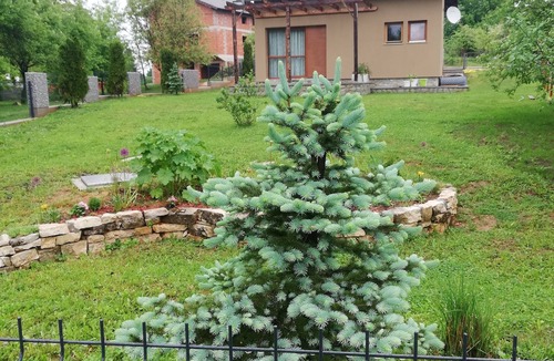 Grabovac House | Vacation home w garden close to Plitvice Lakes