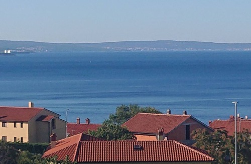 Kostrena Apartment | Vacation Rental/Apartment for 5 Guests, 70 m², in Paveki (170910)