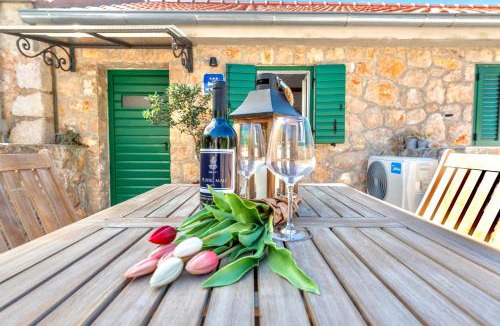 Seline Apartment | Ventus Green - Stone House near National Park Paklenica and Sea