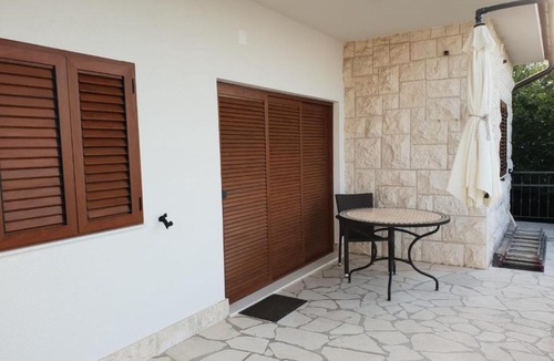 Seget Vranjica Apartment | Vicko villa