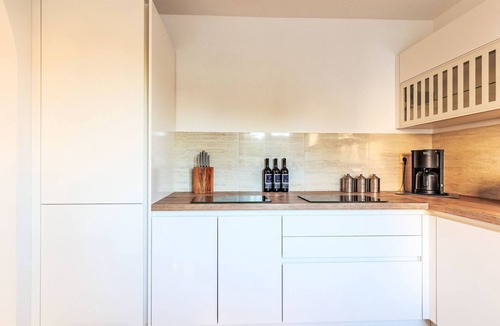 Zaton House | Victoria by Interhome