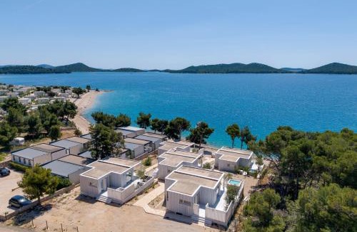 Drage Villa | Victorie Villa Buqez