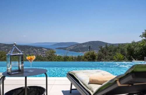 Vinisce House | View villas collection - Villa Blue horizon, pure luxury and comfort