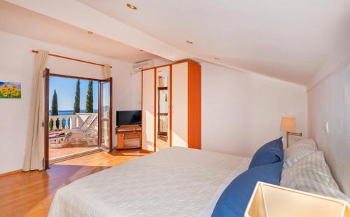 Mlini Apartment | Vila Dalmare Sea View Apartment with Huge Balcony