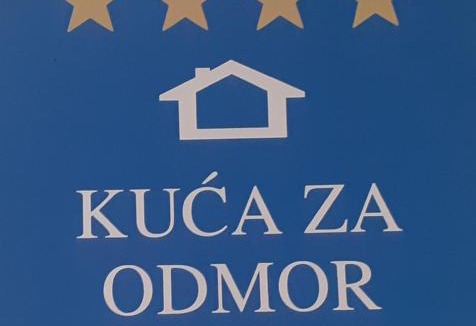 Valtura Villa | Vila Dubravka - eine Oase mit Pool im ruhigen Olivenhein