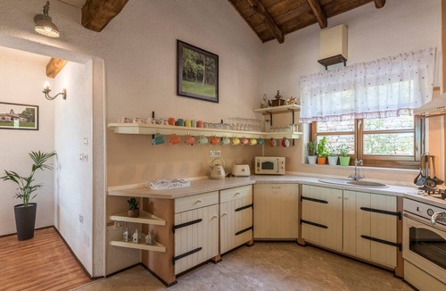 Heki House | Vila Lipica by Interhome