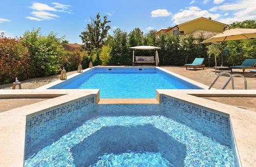 Muzini House | Villa 1519 by Interhome