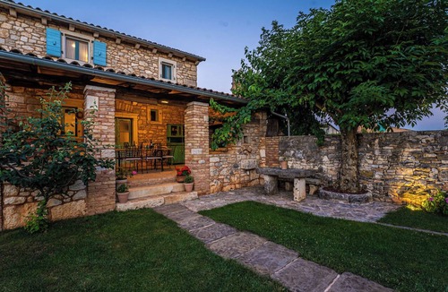 Grandici House | Villa 1852 by Interhome