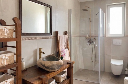 Milohnici Villa | Villa Alara with a heated pool, sauna & E-car charger