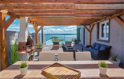 Maslenica House | Villa Amy