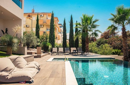 Okrug Gornji Villa | Villa Aquarama with Pool