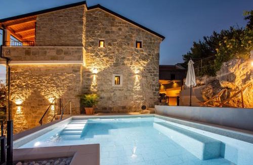 Podstrana Villa | Villa Bella Vista Heritage Oasis