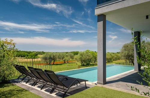 Radini Villa | Villa Bianka by Villas Guide