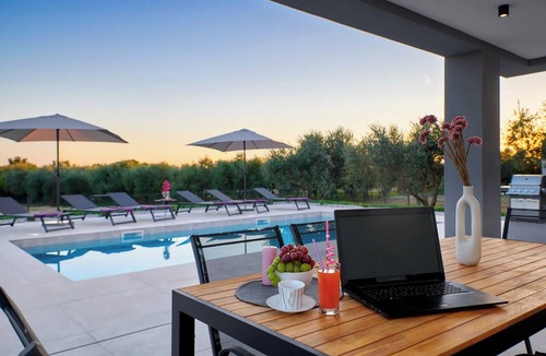 Loborika Villa | Villa Borina – house in a quiet location for a relaxing holiday by Istrabook